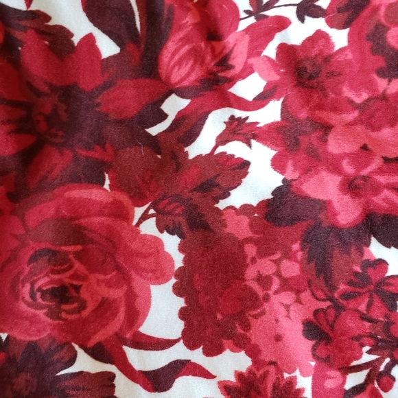 LuLaRoe Pants - Lularoe rose flower leggings TC2